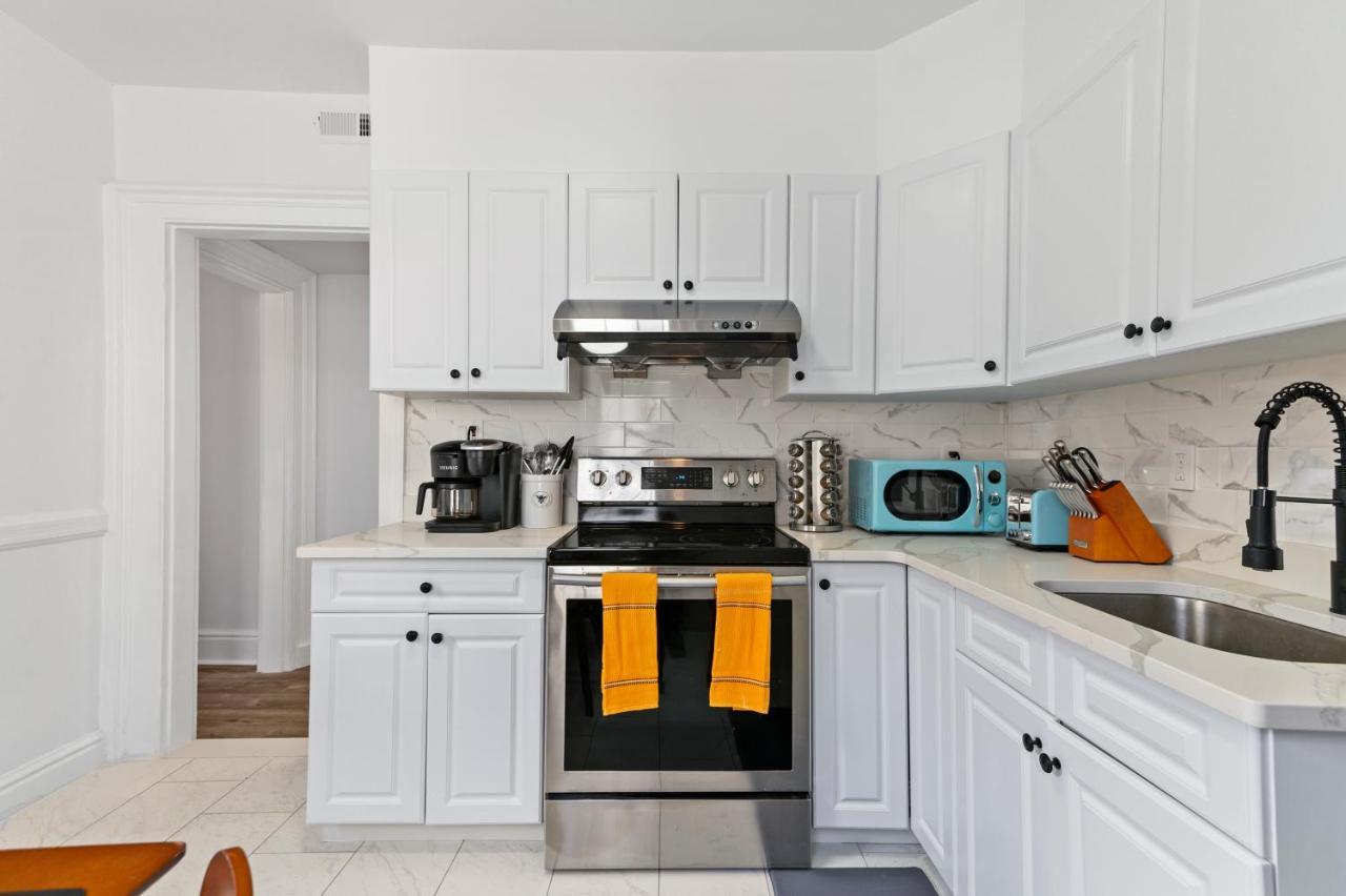 ニューヘイブンOrange Oasis In The Heart Of East Rock With Free Parking Near Dt And Yaleアパートメント エクステリア 写真